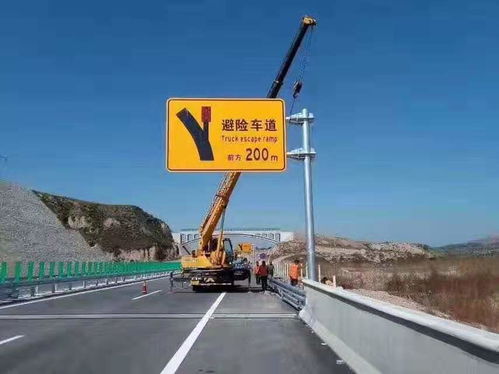 交通标牌杆报价与厂家选择全攻略